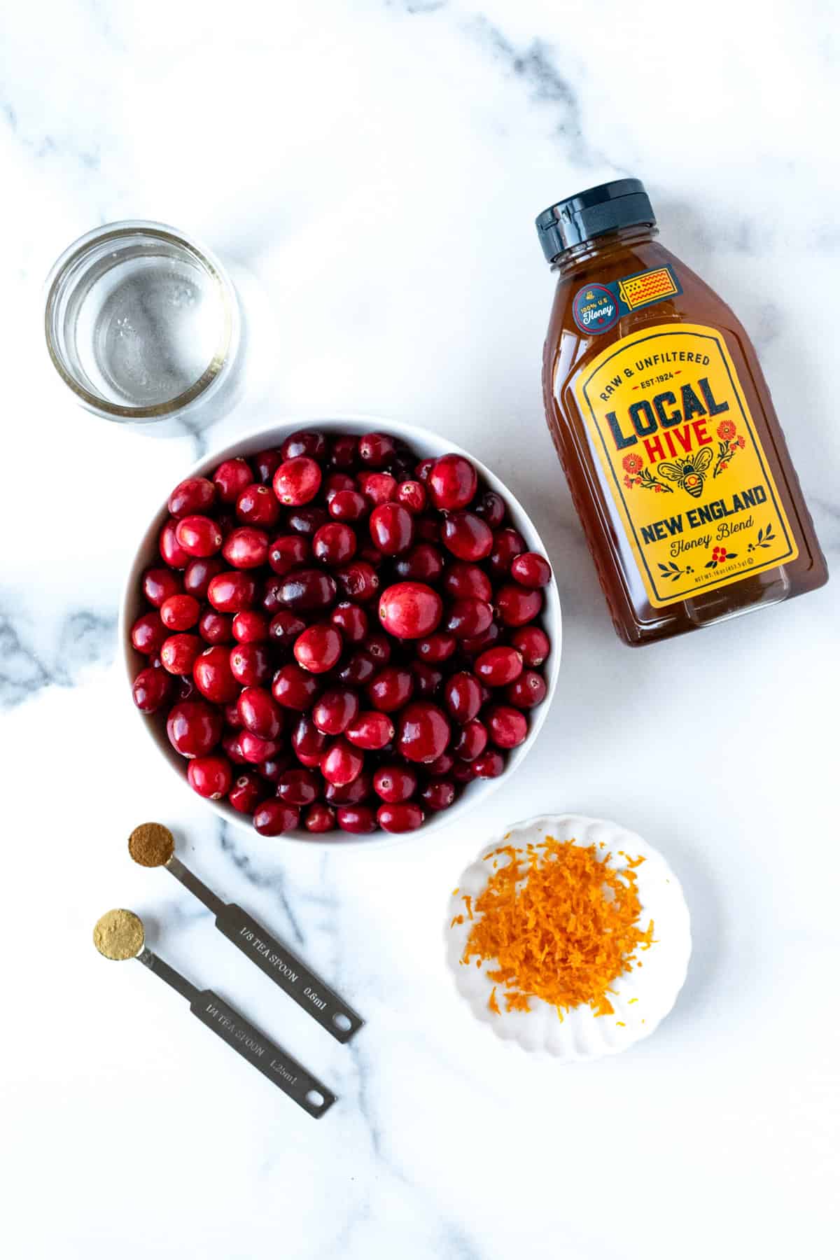 Honey Cranberry Sauce Ingredients.